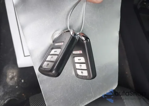 2018 Honda Civic Si z USA, uszkodzony, nr VIN 2HGFC3A56JH758260